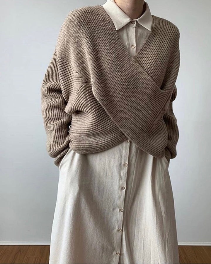 Benilde | Pull en maille croisée chic