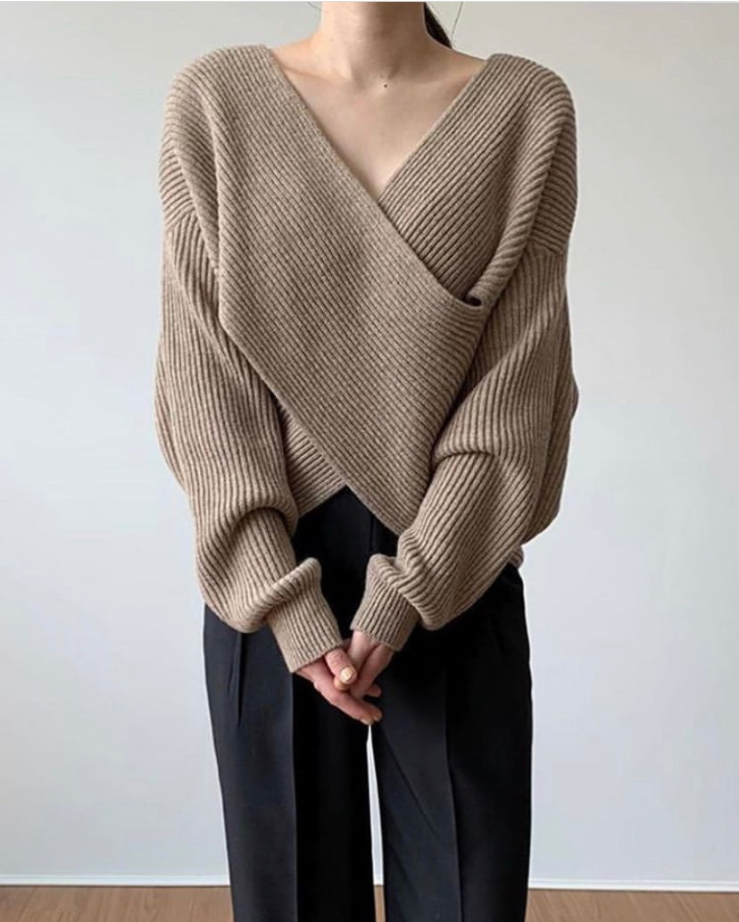 Benilde | Pull en maille croisée chic